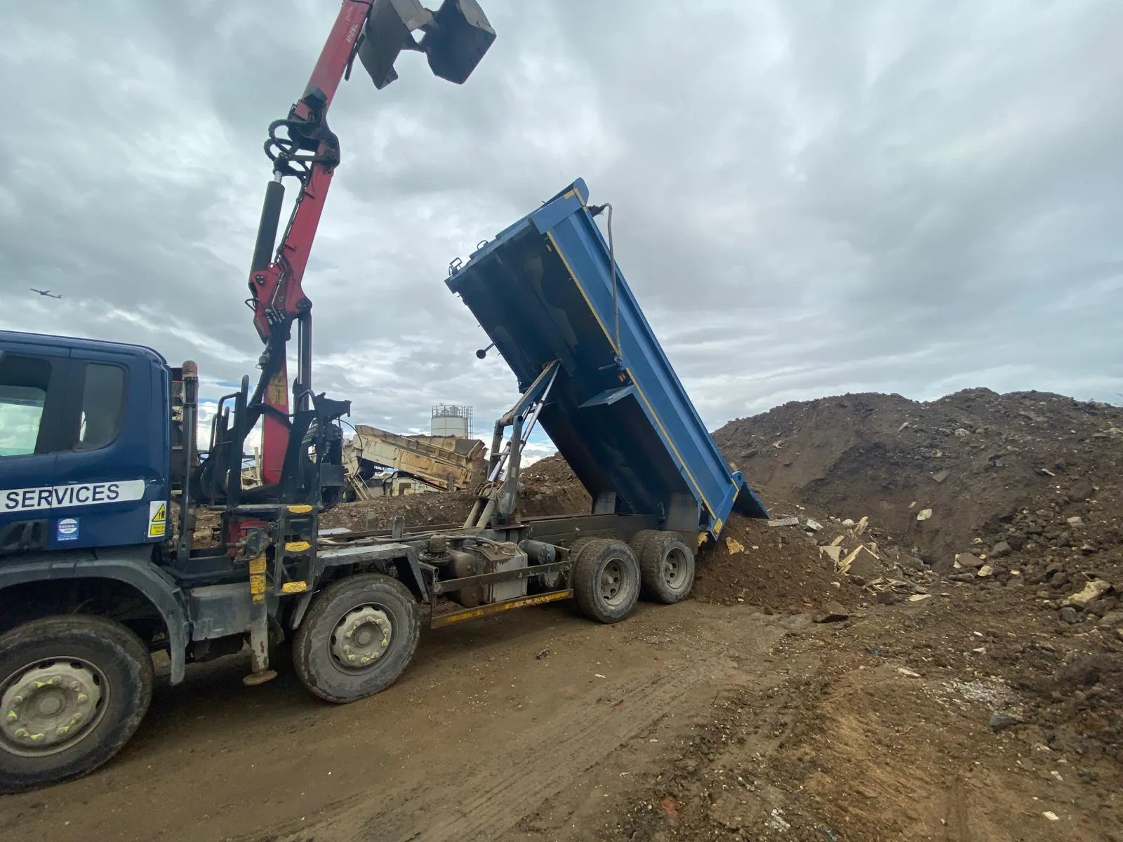 grab lorry 3